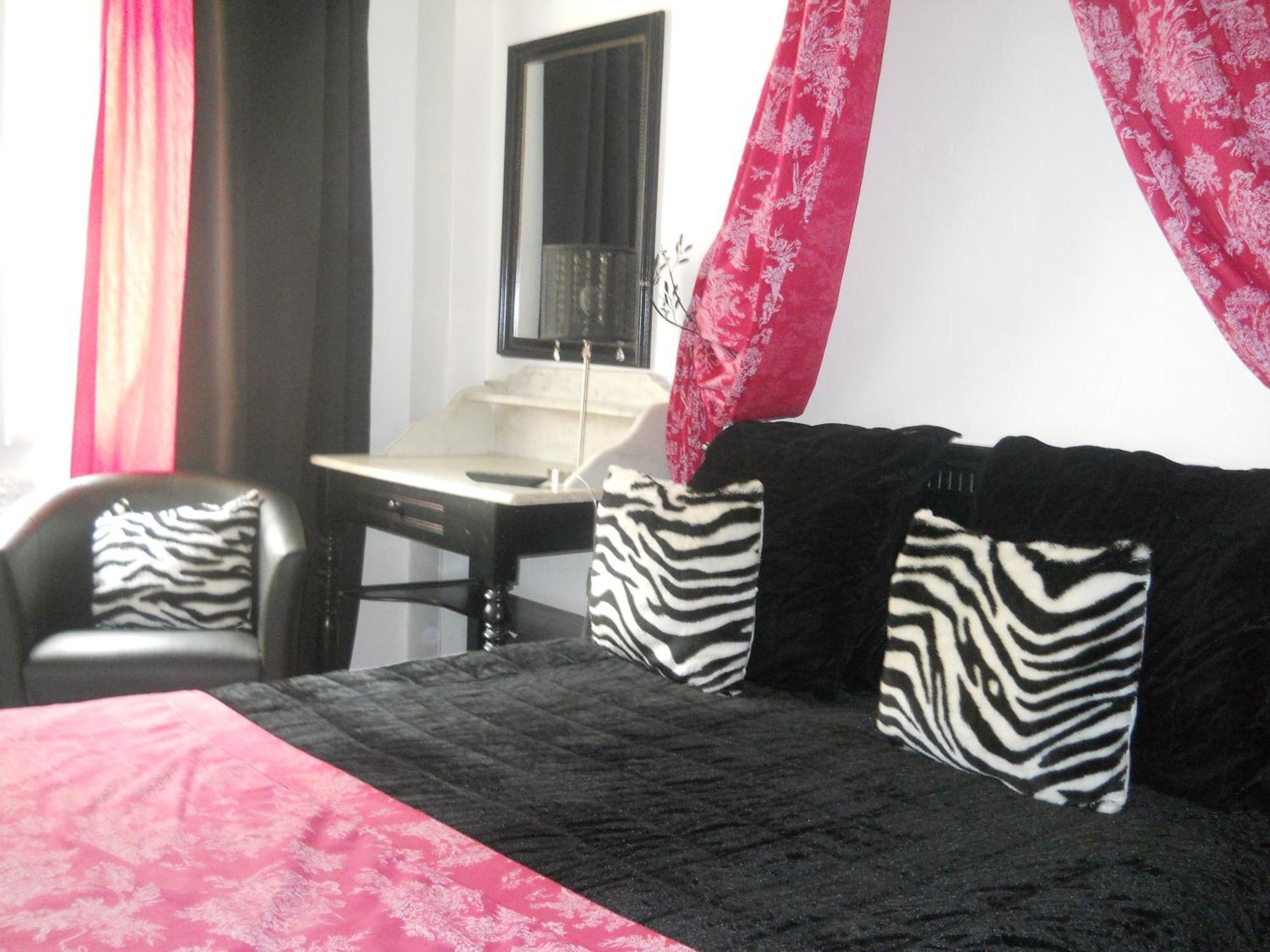 ליזיו Hotel Boutique Saint-Louis מראה חיצוני תמונה